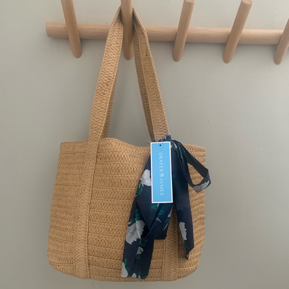Draper James Everyday Straw Bag W/ Scarf